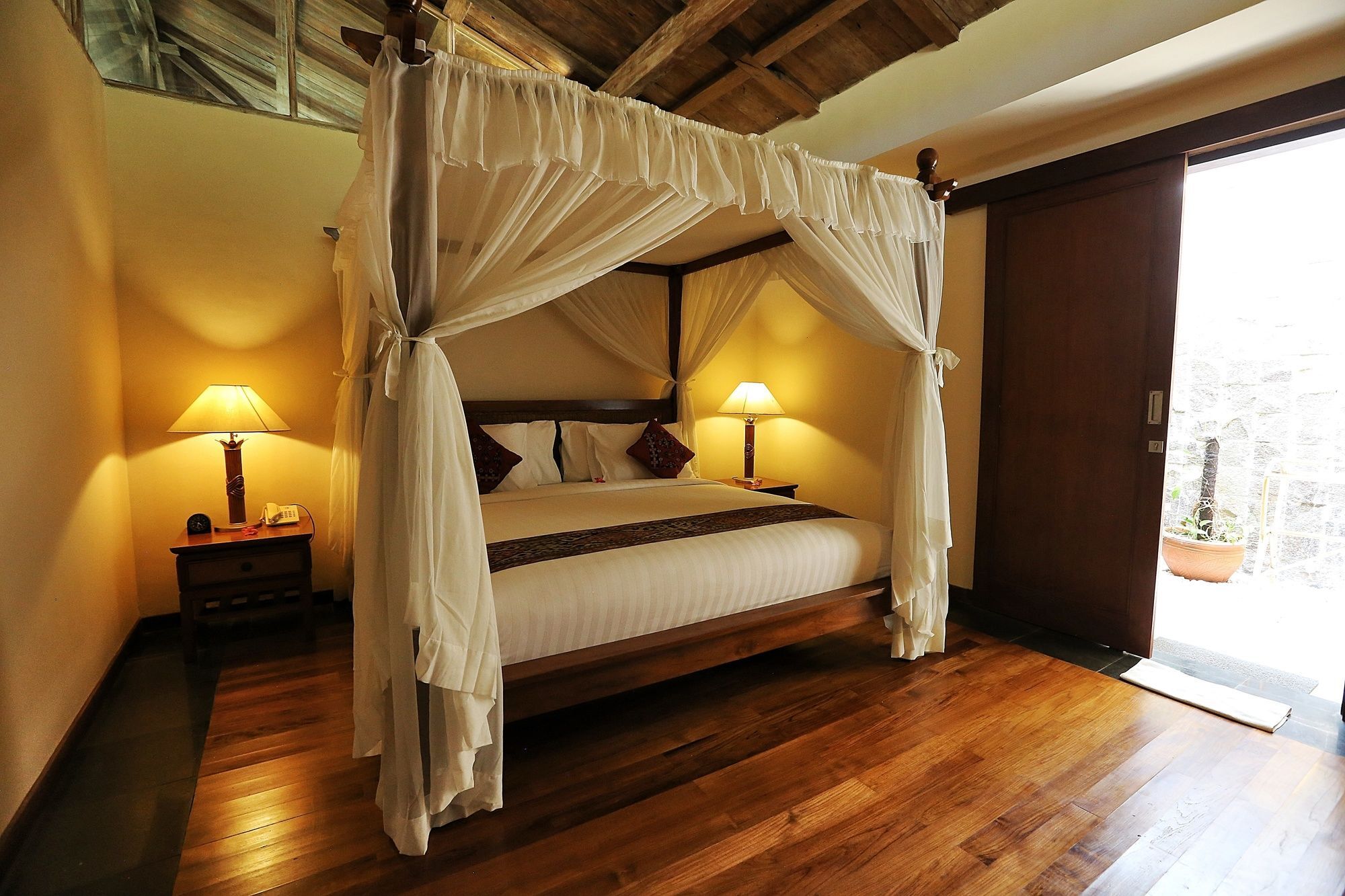 Hotel The Sanyas Retreat Selemadeg Exterior foto
